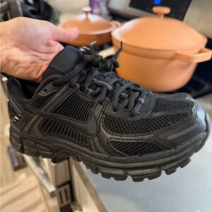 Nike Black Vomero